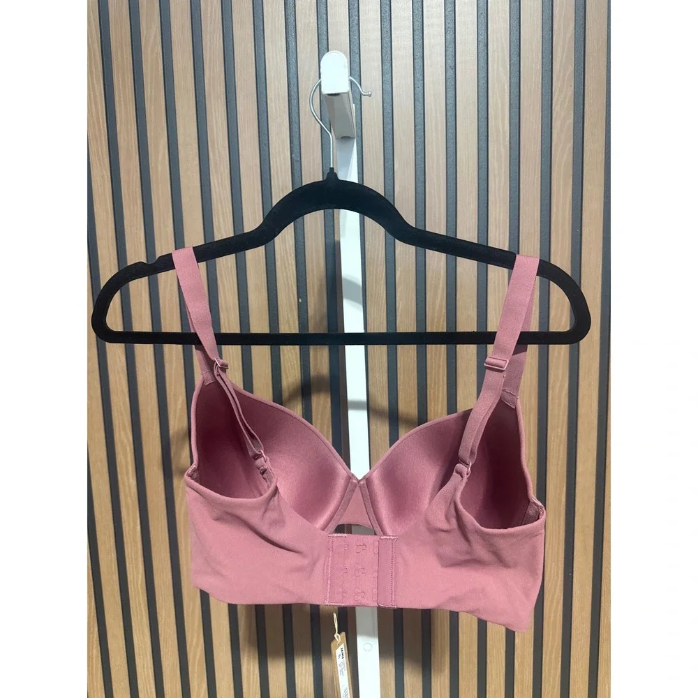 SKIMS NWT Fits Everybody T-shirt Bra - Size 36DDDD